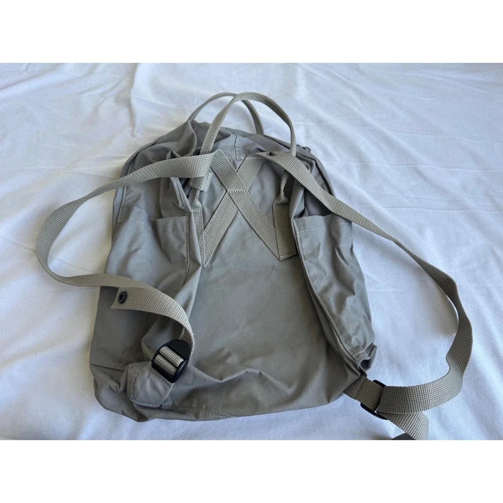Fjallraven Kanken Classic Backpack Gray Gorpcore Minimalist Hiking School Bag